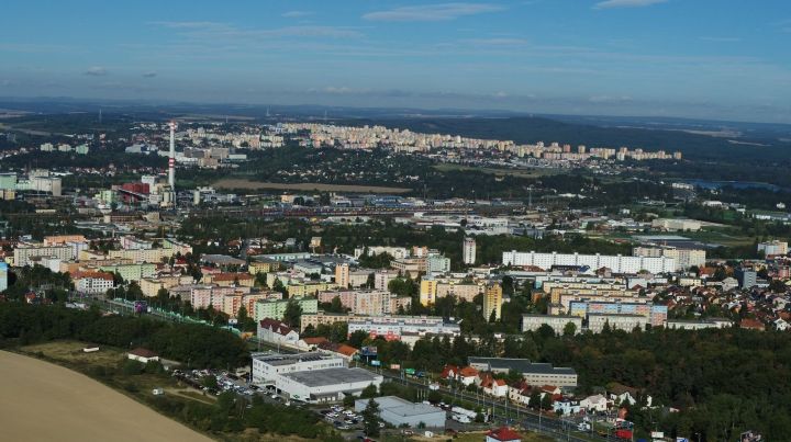 20231130_pohled_z_doubravky_na_lochotin