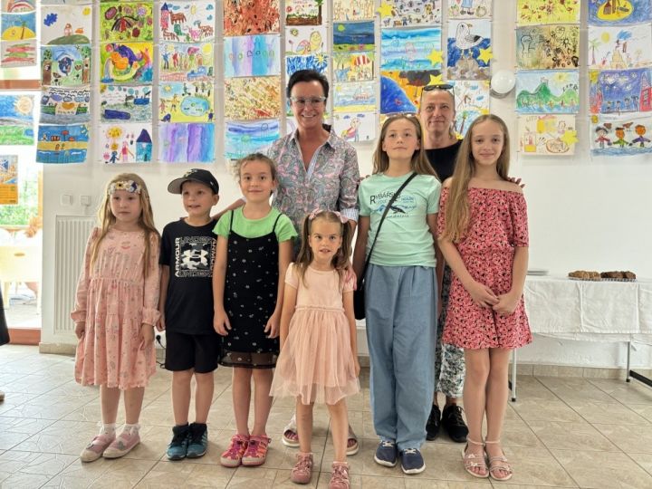 20240624_vernisaz_vystavy_namaluj_leto (90) 20240624_vernisaz_vystavy_namaluj_leto (90)