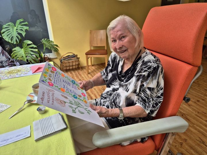 20241021_strejcova_vlasta_104_let (43)