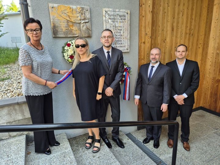20250502_pietni_akt_sokolovna (10) 20250502_pietni_akt_sokolovna (10)