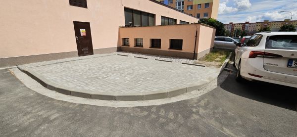 stání Manětínská